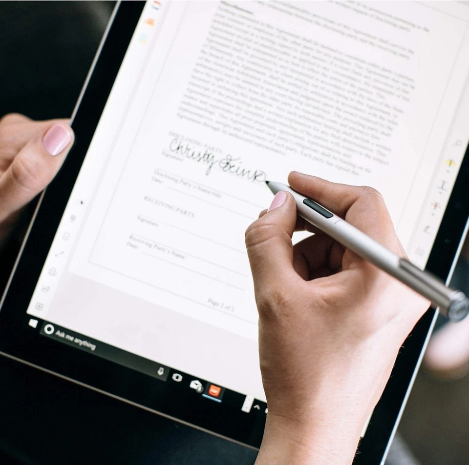 Elegant Digital Pen for Surface - 4096 Levels of Pressure & No Bluetooth Pairing - Image 4 of 4