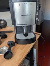 Hamilton Beach 40714 Espresso/Cappuccino Maker with Pod Holder * free shipping*