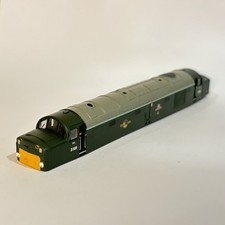 Graham Farish N Gauge Class 40 Diesel D306 Atlantic Conveyor Loco Body Green