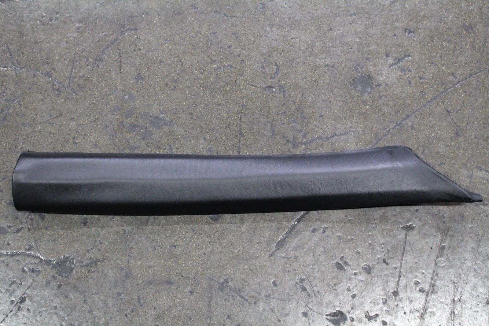Ferrari 456, RH, Right, Pillar Trim, Dented Leather, Used, P/N 64427700