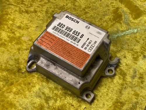 AUDI A4 / B6 Airbagsteuergerät / Steuergerät / nicht ausgelöst 8E0959655B BOSCH