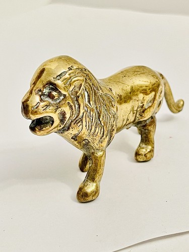 Vintage Roaring Brass Lion Figure Mid Century Modern MCM 4.5" wide X 2.75" tall - Picture 2 of 10