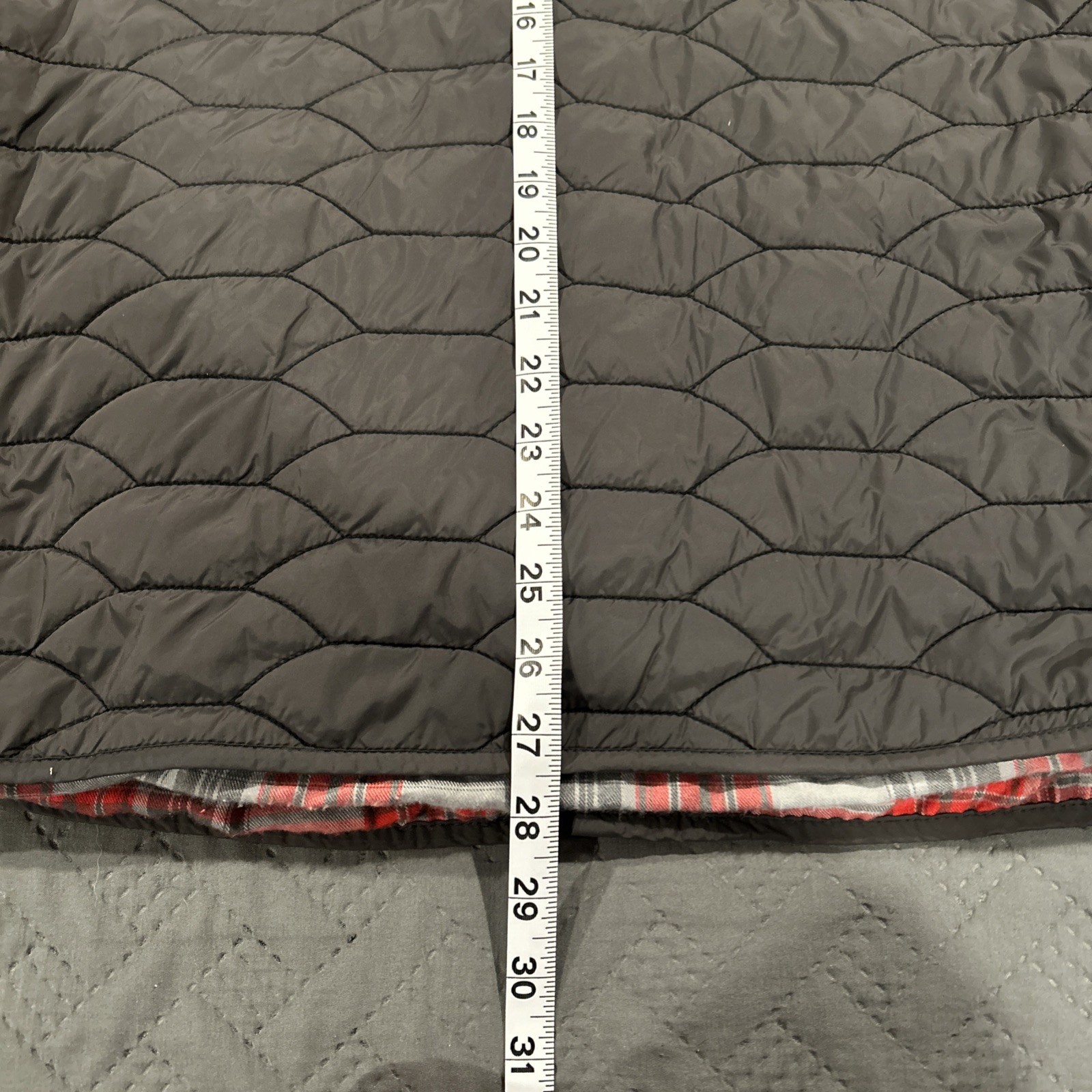 HUK scale quilt button down shacket large - image 5