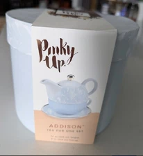 Pinky Up Addison Blue Tea for One Set NIB