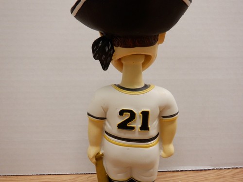 60-80' Era Pirates Logo Man First National Bank 8" Bobblehead 121319DBT - Picture 7 of 9