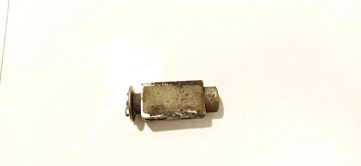 658941L 323339 Expansion Valve, air conditioning FOR Truck - Renau  