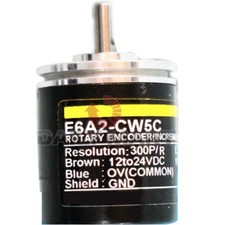 Brand New In Box Omron E6A2-CW5C 300P/R