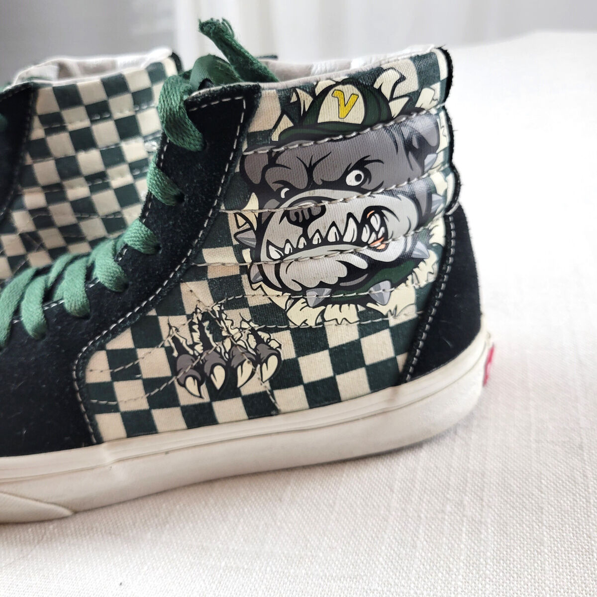 VANS Mens Green White Checkerboard BullDog SK8-Hi HighTop VANS Mens Green White Checkerboard BullDog SK8-Hi HighTop