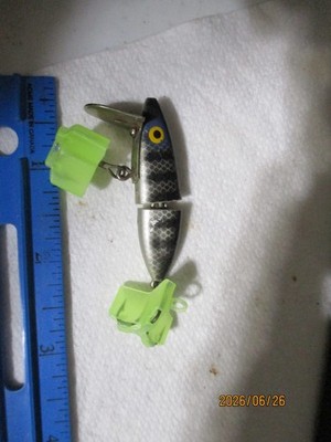 falls inch minnow fishing lure Bait Company Big Minnow, Black Perch Color the Jumpin Minnow produces a loud distinctive sound that helps attract fish from greater distances FALLS INCH MINNOW ROCKY JR.
