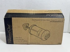 NEW Pampered Chef Cookie Press #1526 Open Box with 10 Discs