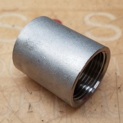 MB-304 SS Female Coupling, 1'' Npt, #150 SMLS - NEW
