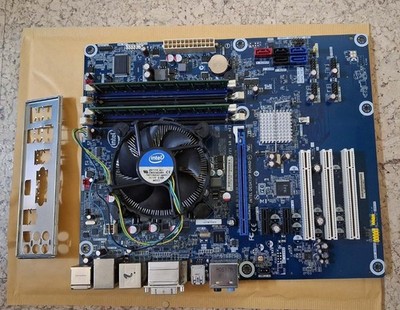 Intel Desktop Board DH67CL + Intel Core i3-2120 3,3 Ghz + 8 GB DDR3 Ram