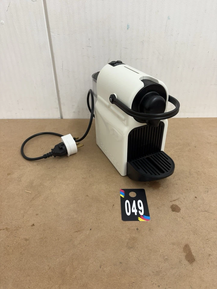 Krups Nespresso Inissia, photo 1 of 5