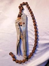 Vintage Petersen DeWitt Vise Grip 20R with Chain