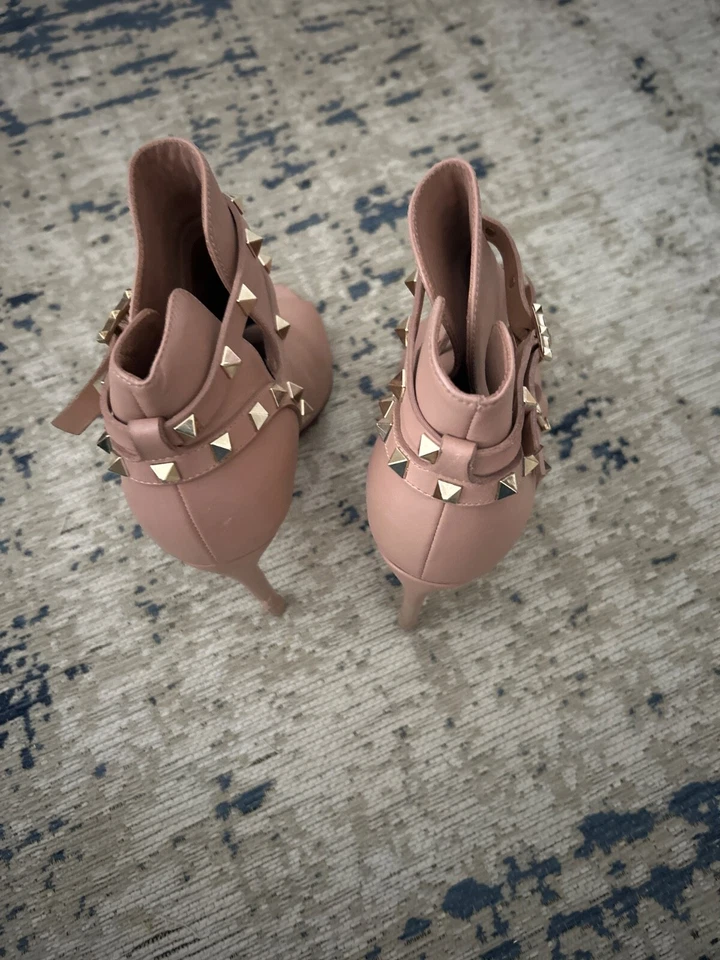 Valentino Rockstud Peep Toe Botines 37 Foto 3 de 4