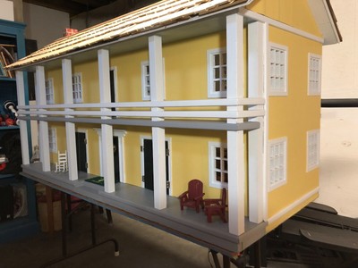 vintage colonial dollhouse