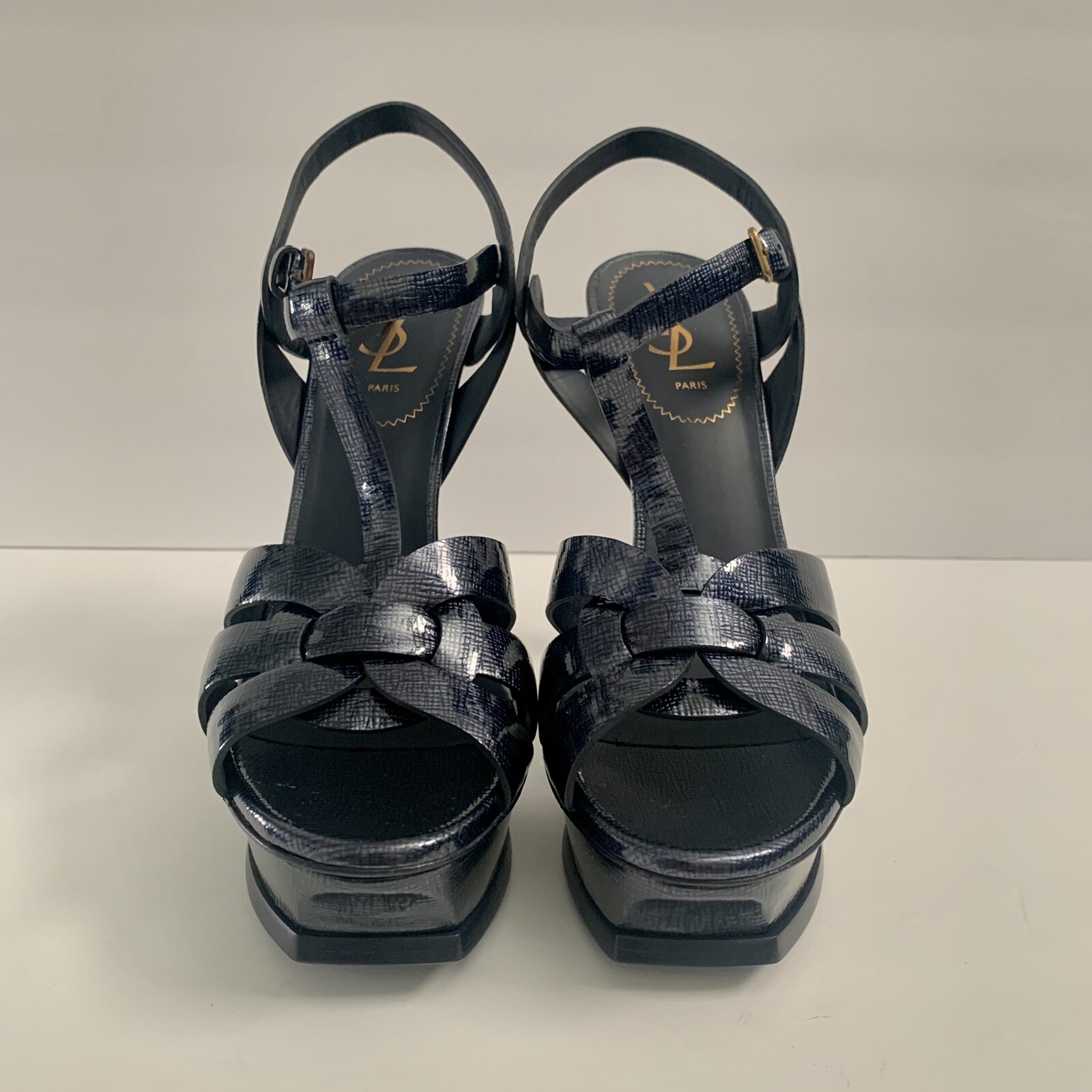 Sandali omaggio Yves Saint Laurent YSL pelle verniciata blu navy tacco alto 39 9