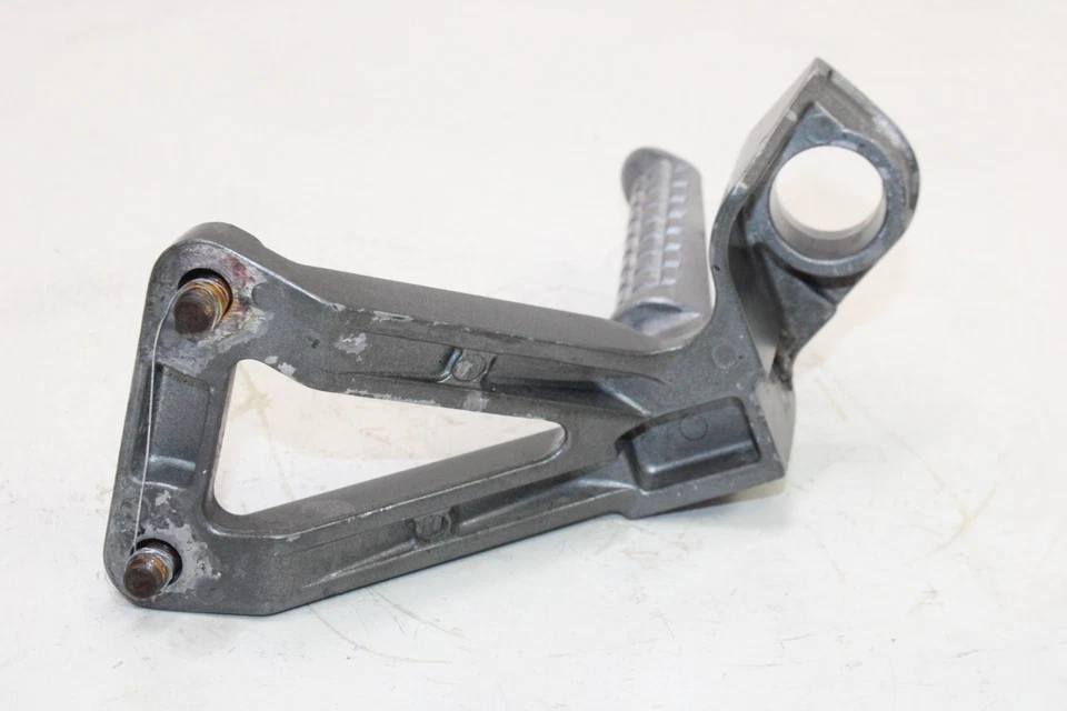 95-99 KAWASAKI NINJA ZX6R ZX600F OEM CLAVIJA TRASERA DERECHA PASAJERO Foto 4 de 4