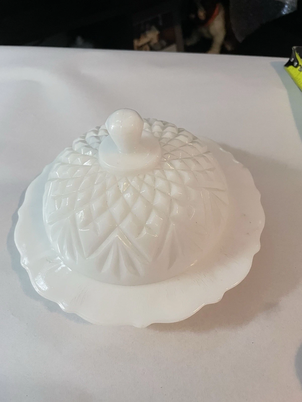 VINTAGE Milk Glass Hobnail Covered Butter Dish White Scalloped Edge DOME LID
Opens in a new window o