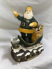Green Bay Packers Rooftop Santa Figurine 2005 NFL licensed the memory company