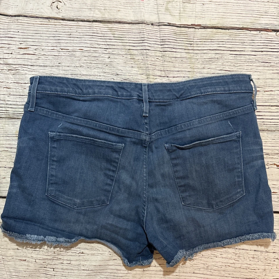 Pantalones cortos de mezclilla Mossimo para mujer talla 16 tiro alto botón deshilachado elástico eléctrico Foto 4 de 4