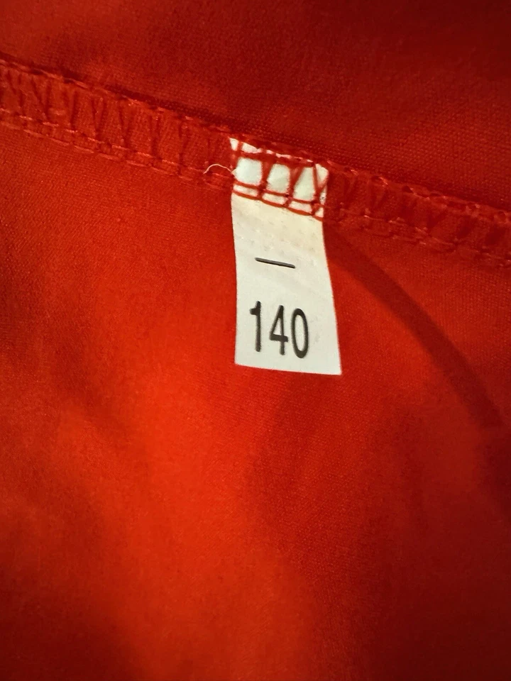 DISFRAZ UNISEX ROJO CON CAPUCHA Y CREMALLERA PARA NIÑOS TALLA 4 Foto 3 de 4