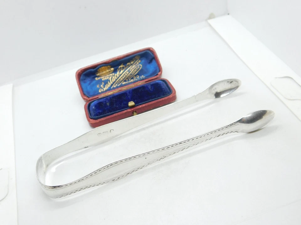 Newcastle Assay Sterling Silver Bright Cut Sugar Tongs Antique c1795 T.Watson - Image 3 of 4