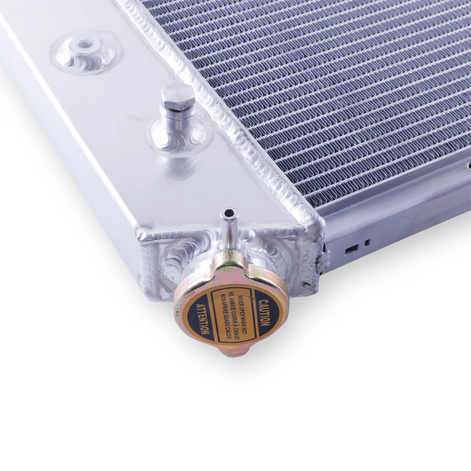 CU716 Radiator For GMC 1975-1991 Chevy C/K C10 C20 C30 K10 K20 K30 Pickup Truck - Image 4 of 4