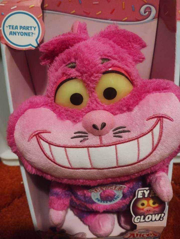 Disney Junior Alice’s Wonderland Bakery Chat & Glow Cheshire Cat Plush