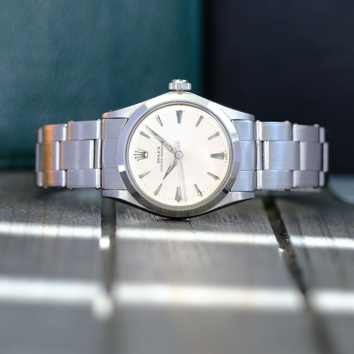 ROLEX VINTAGE WATCH OYSTER PERPETUAL STAINLESS STEEL SILVER ROLEX VINTAGE WATCH OYSTER PERPETUAL STAINLESS STEEL SILVER