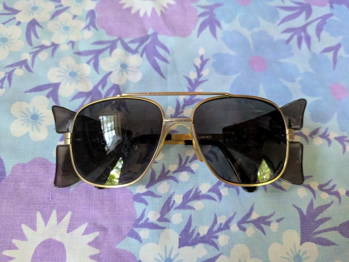 Vintage Clear-view Gold Z87 58 Aviator Pilot Sunglasses With Side Shades