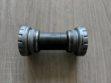 Shimano Ultegra SM-BB6700 Bottom Bracket 68mm English 1.37x24 Nice BB
