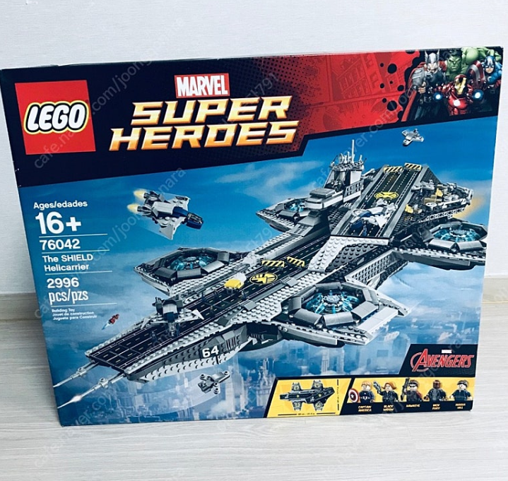 LEGO 76042 Marvel SHIELD Helicarrier NEW SEALED 2015 Rare Retired
