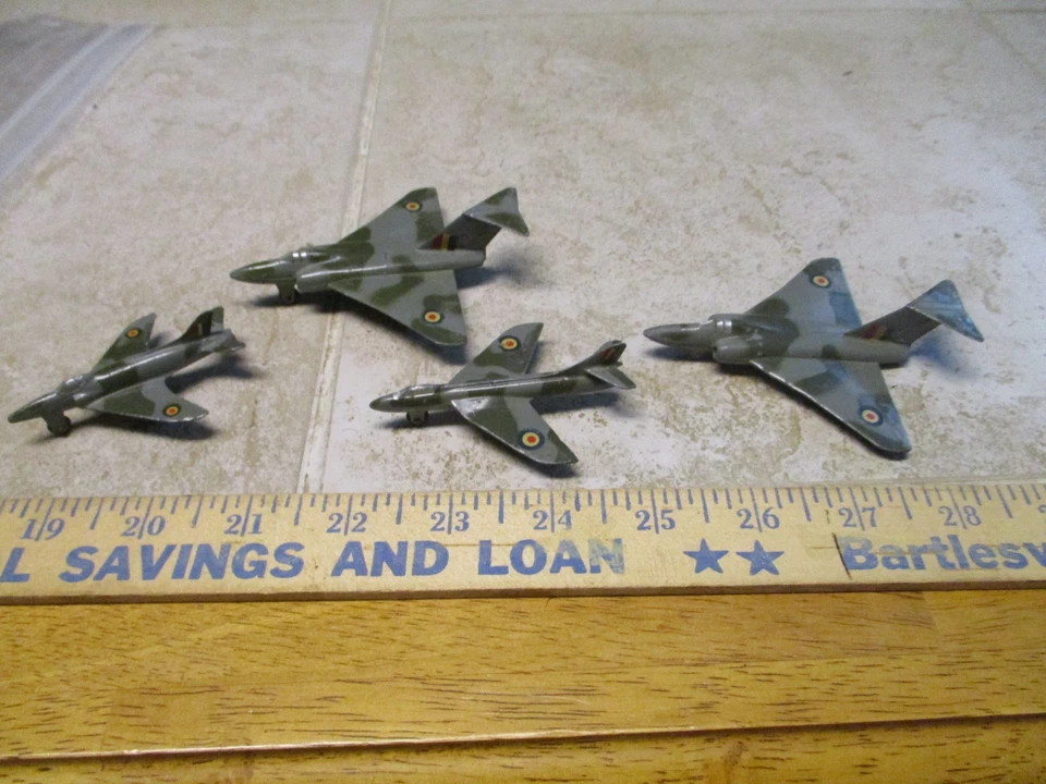 Dinky Gloster Javelin 735 Vintage Meccano RAF Jet Militar Aviones de Combate Lote Foto 2 de 4