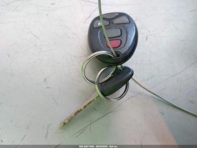 Used Air Cleaner Assembly fits: 2012 Gmc Acadia  Grade A - Image 2 of 4