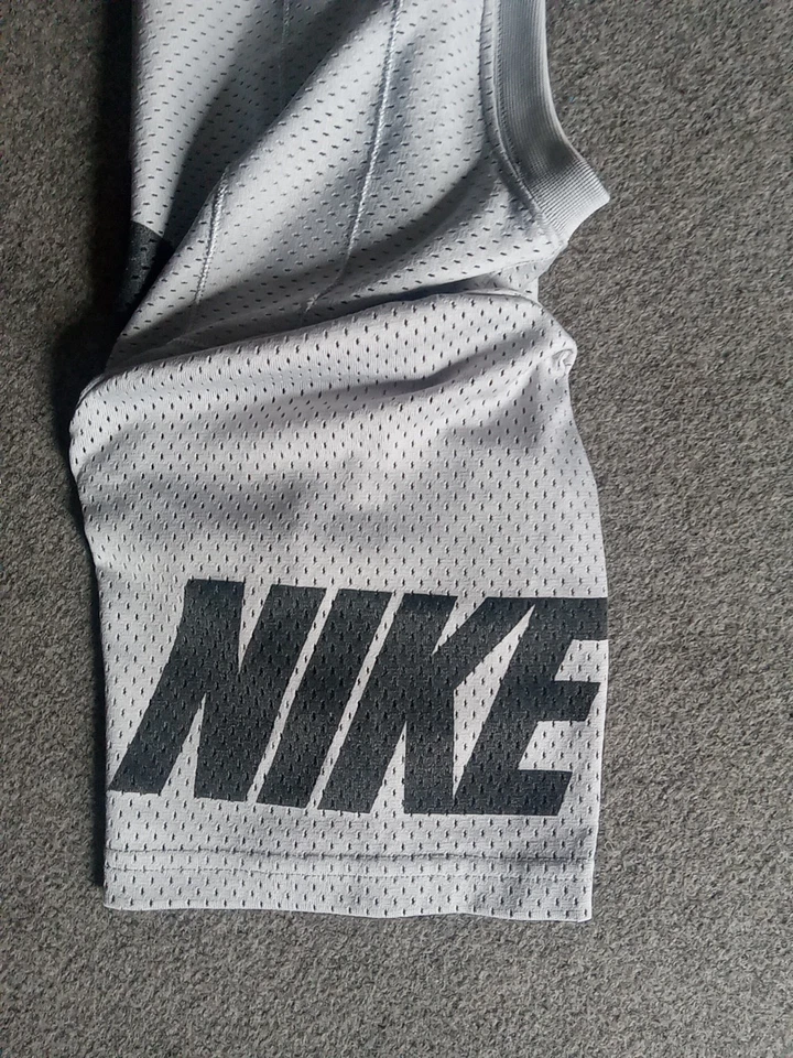 Camiseta Nike Bo Jackson Los Angeles Raiders Para Hombre Pequeña Malla Camiseta #34 Gris Usada en Excelente Condición Foto 3 de 4