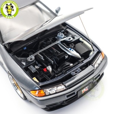 1/18 Nissan Skyline GT-R R32 V-SPEC II Autoart 77417 Gray Diecast