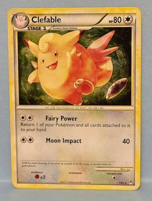 英語版初期　ポケモンカード　Clefable holo s-l400.jpg