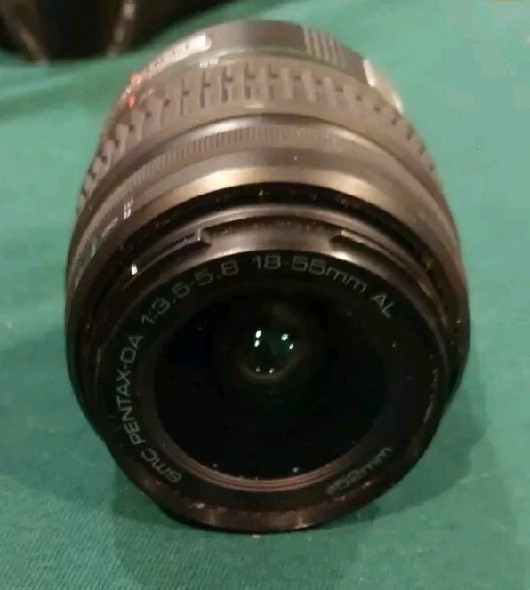 Pentax DA 18-55mm f/3.5-5.6 AL II Lens for Pentax and Samsung - Image 4 of 4