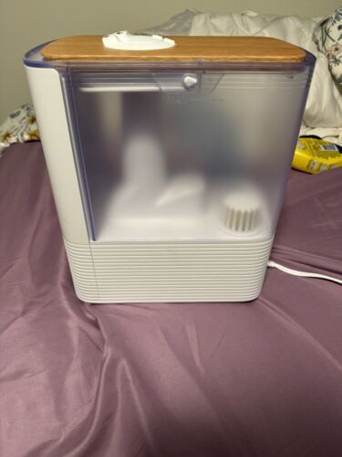 LEVOIT Smart Humidifier, Connects With Smart-Home Accessories. GREAT DEAL - Picture 3 of 7