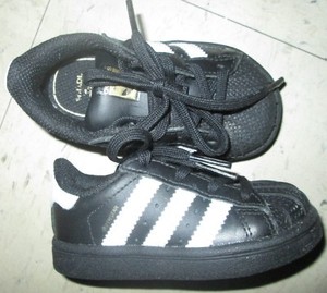 shell front adidas