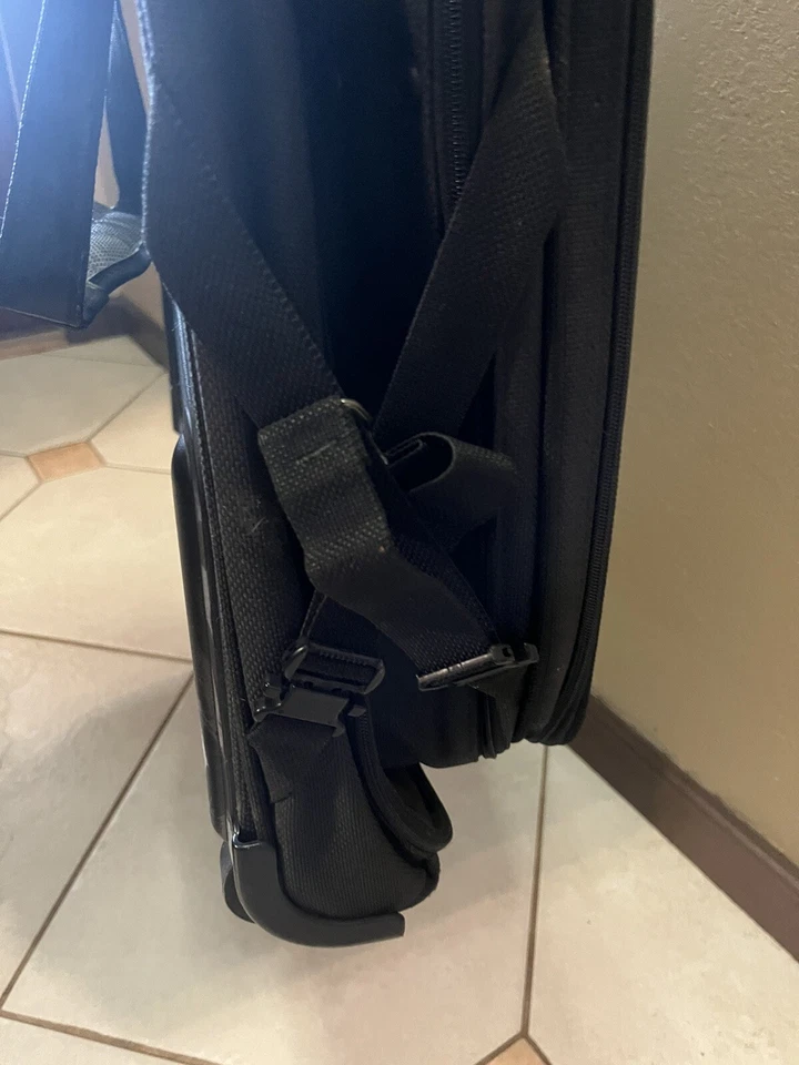 Samsonite Black Wheeled Garment Bag Rolling Luggage Suit Case Bi-Fold - Image 3 of 4