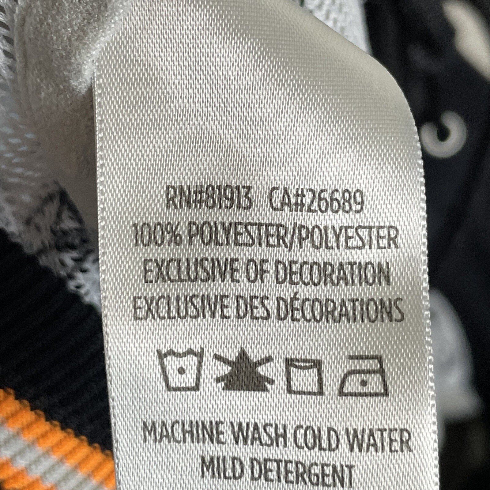 Robert Graham Cullies Patchwork Stripes Skull Swi… - image 12