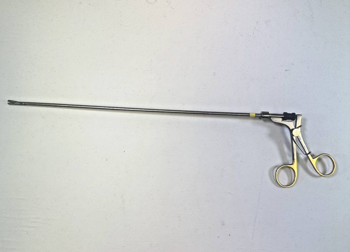 Wisap 7668-1 Blunt Nose Serrated Grasper 5mm x 33cm Laparoscopic