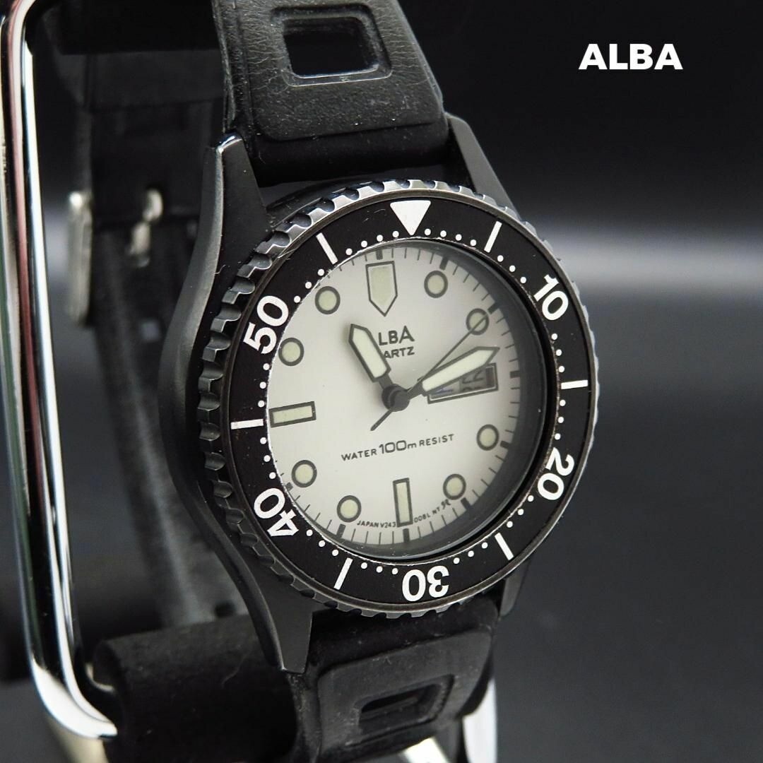 セイコーアルバダイバーズ・V243-0060 SEIKOalba diver's Vintage SEIKO ALBA Diver Watch V243-0060 Day-Date