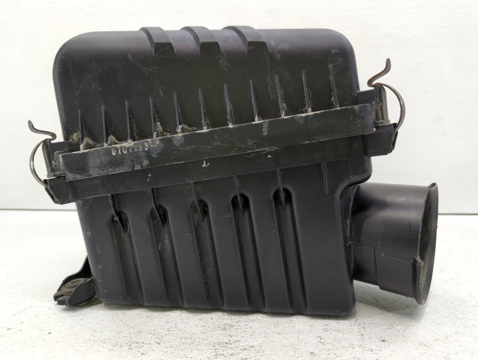 2007 Hyundai Tucson воздухоочиститель впускной канал шланг трубка UYLGX - Изображение 2 из 4