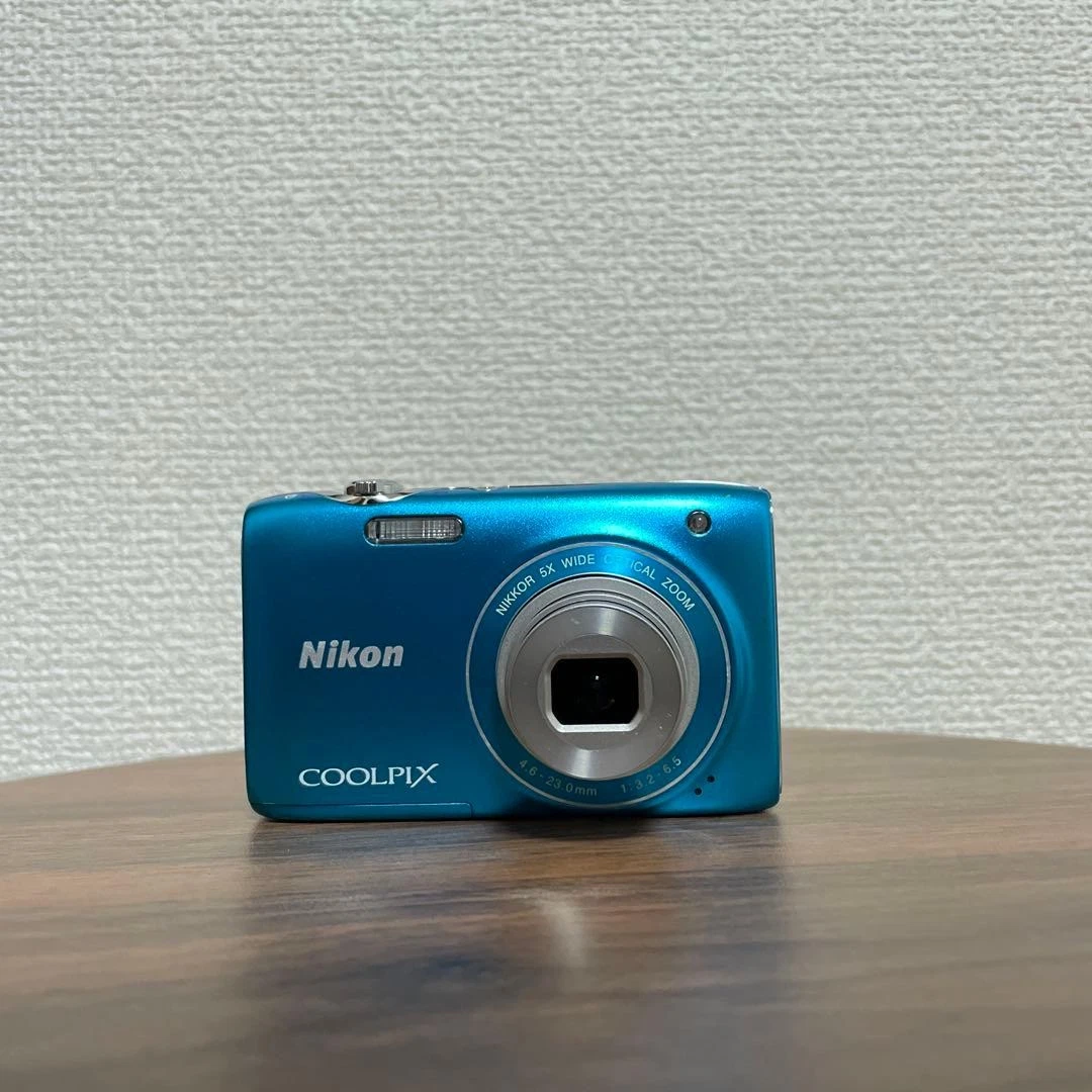 Nicon COOLPIX S3100 バッテリー付 訳あり Nicon COOLPIX S3100 バッテリー付 訳あり