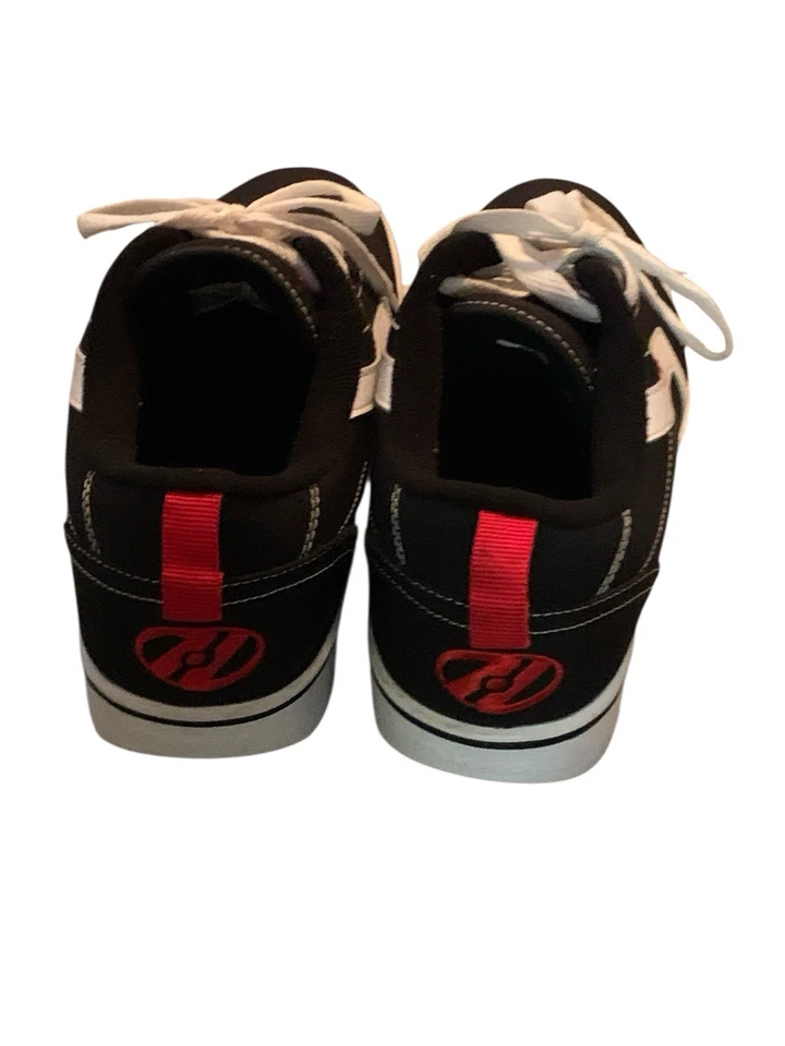Heelys Skate Shoes Black/Red/White strip on the side Men sz 10 Sneakers - Image 4 of 4
