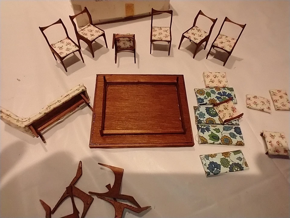 Vintage MCM Style Miniature Doll House Furniture Japan 1960's 60's Box - Image 2 of 4