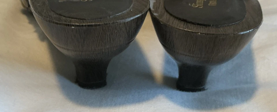 Simply Vera Studded Clog Mule Latte Dark Brown Size 8M - Image 4 of 4